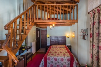 room-image