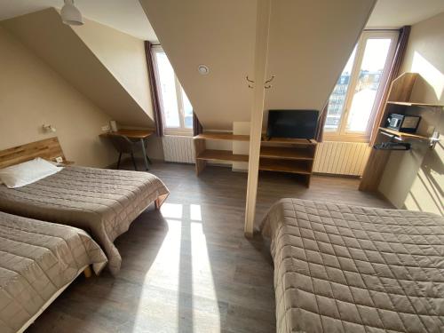 room-image