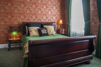 room-image