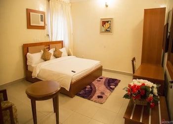 room-image