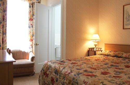 room-image
