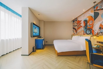 room-image
