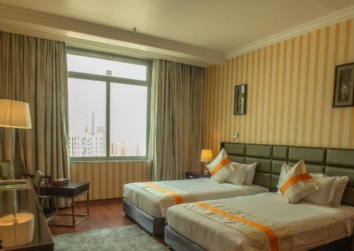 room-image