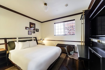 room-image