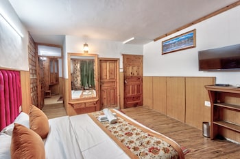 room-image