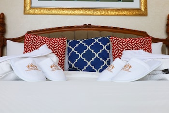 room-image