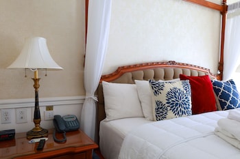 room-image