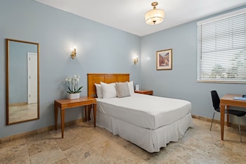room-image