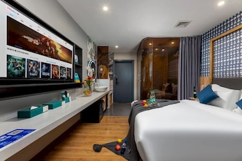 room-image