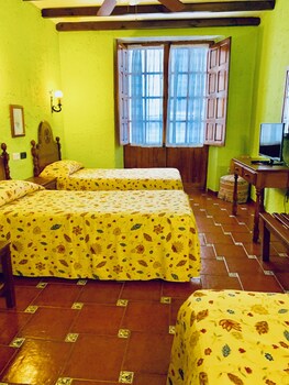 room-image