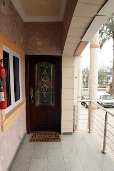 room-image