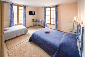 room-image