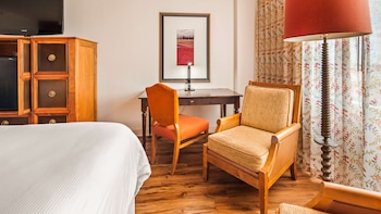 room-image