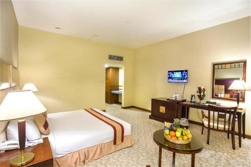 room-image