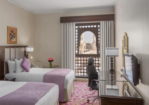 room-image