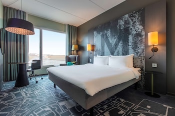 room-image