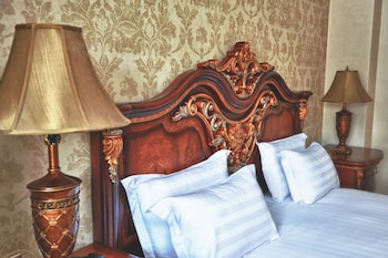 room-image