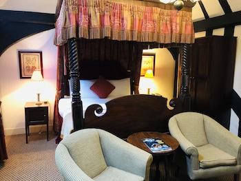 room-image