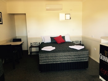 room-image
