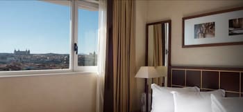 room-image