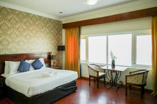room-image