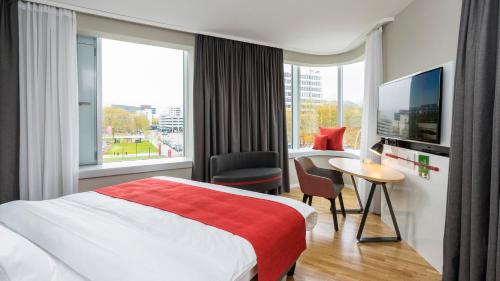 room-image