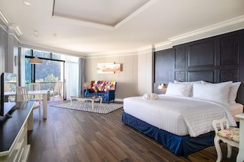 room-image
