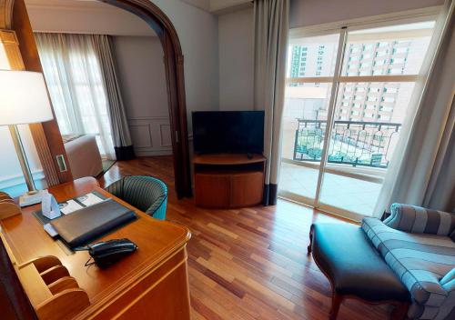 room-image