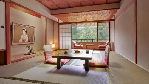 room-image