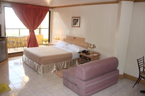 room-image