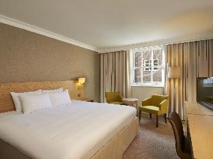 room-image