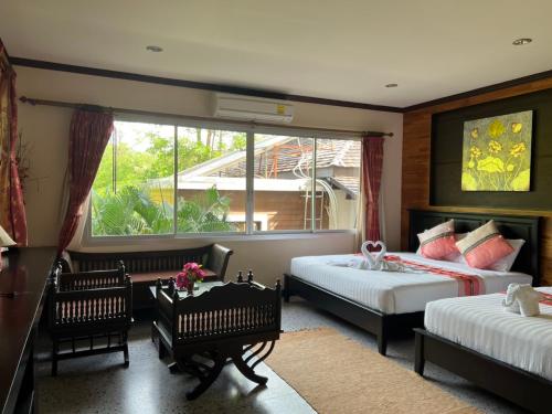 room-image