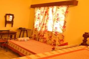 room-image