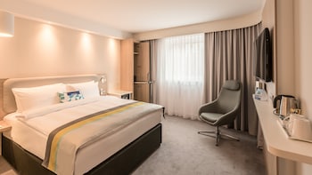 room-image