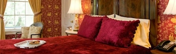 room-image