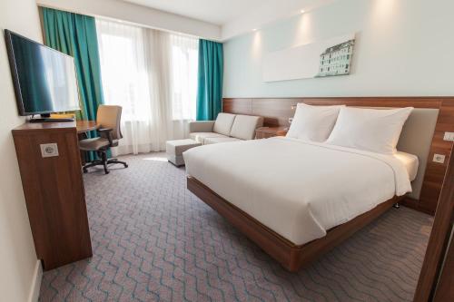room-image