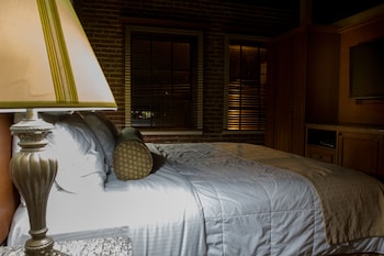 room-image