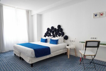 room-image