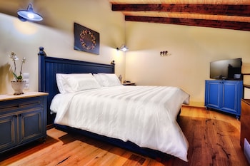 room-image