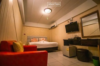 room-image