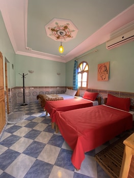 room-image