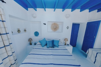 room-image