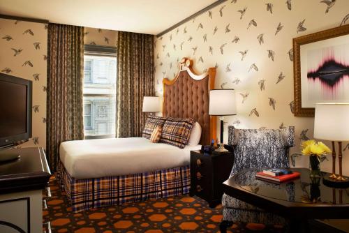room-image