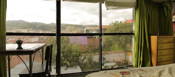 room-image