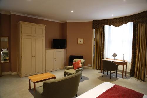 room-image
