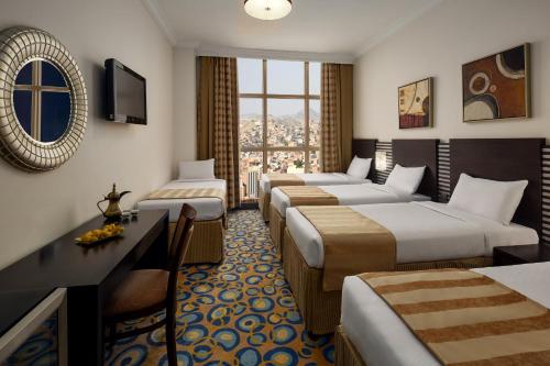 room-image