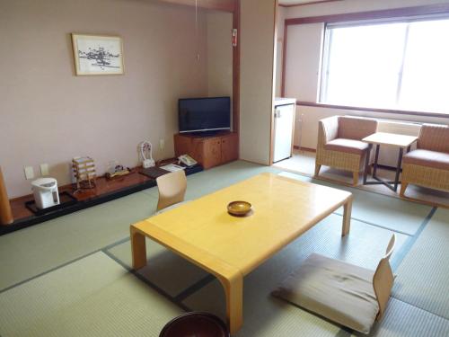 room-image