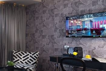 room-image