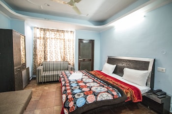 room-image