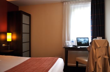 room-image